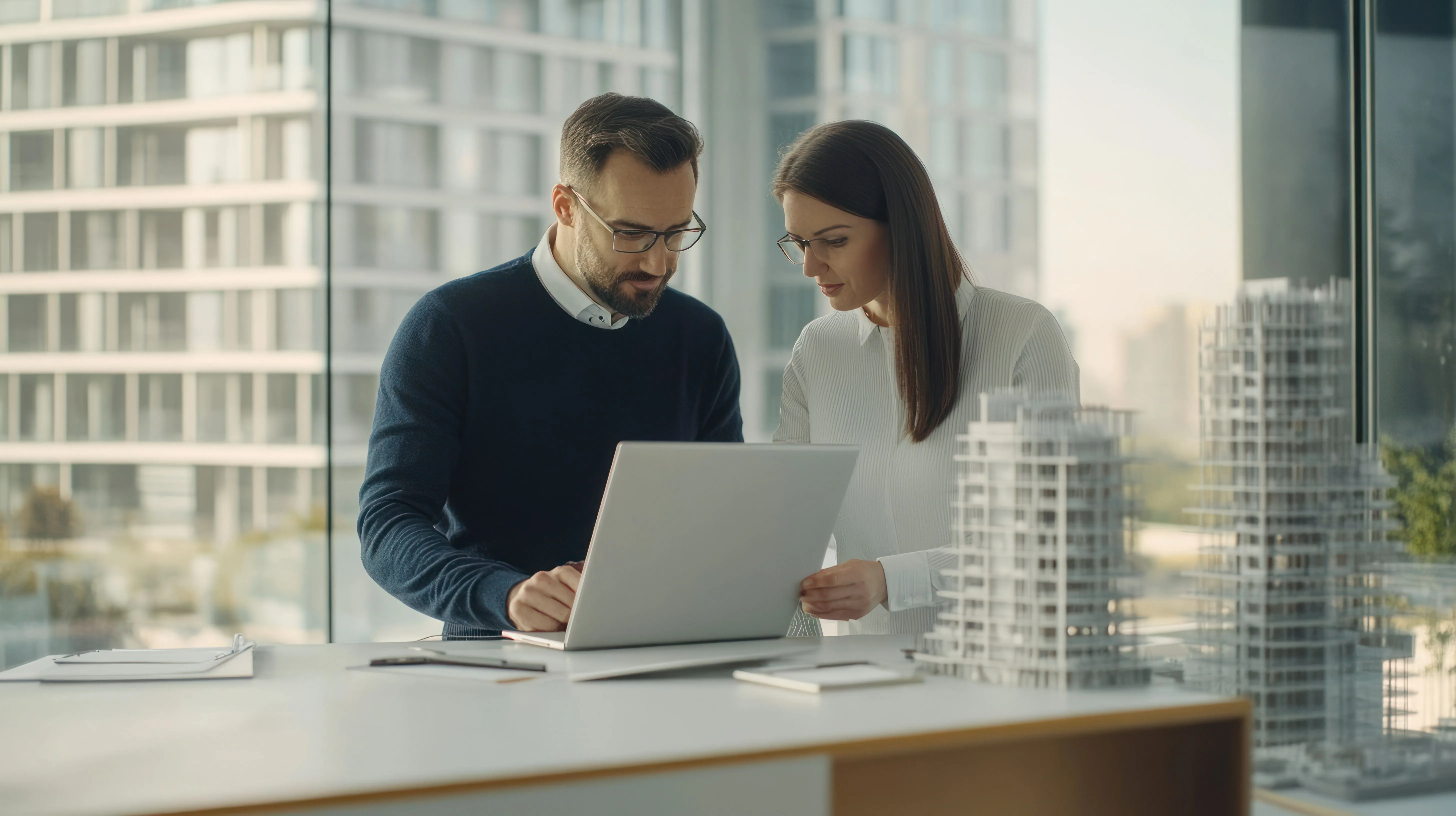 Immobilienbewertung online oder vor Ort: So finden Sie den realistischen Marktwert