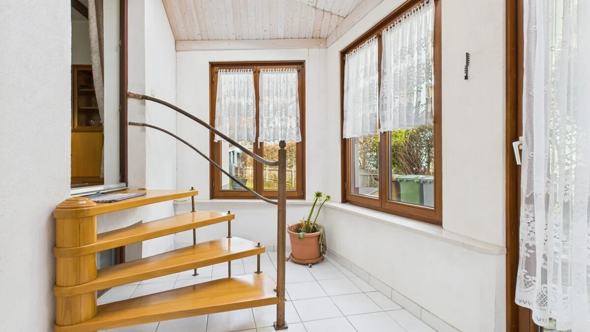 Altbauflair mit guter Substanz